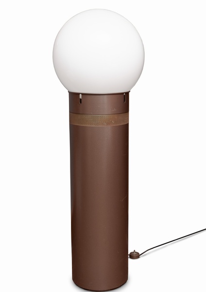 ONLINE AUCTION - DESIGN, FURNITURE AND ART OBJECTS