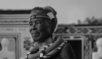 Esther Mahlangu